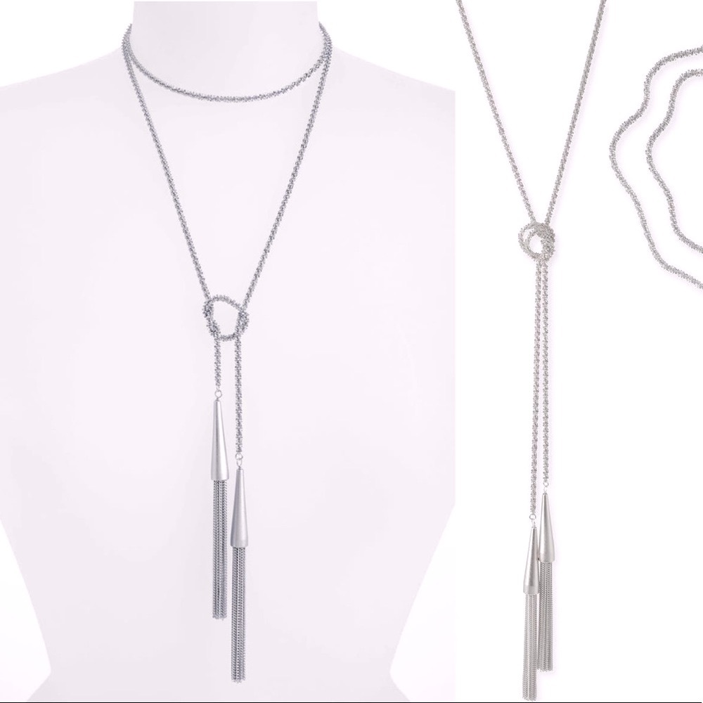 Matte White Kendra Scott Phara Necklace Box and Pouch